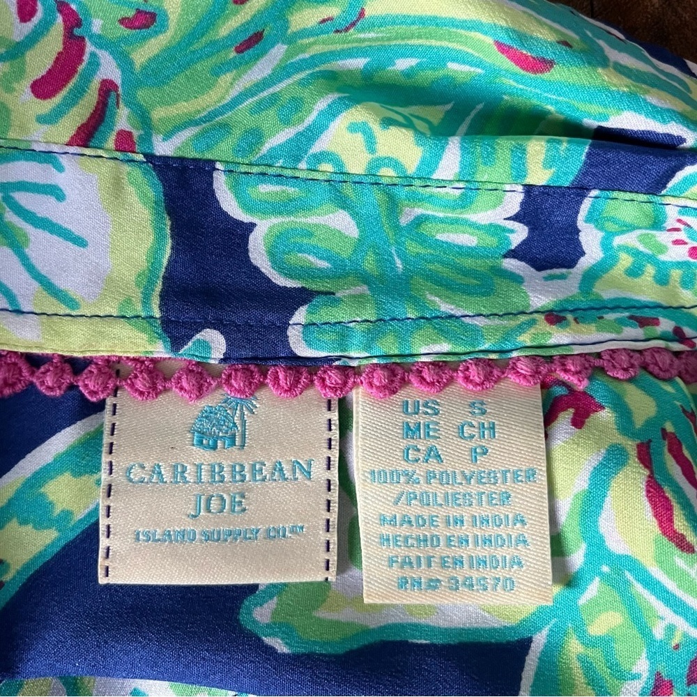 Caribbean Joe Women’s Small Lightweight Button Up Polyester Shirt Green Blue - Picture 6 of 7